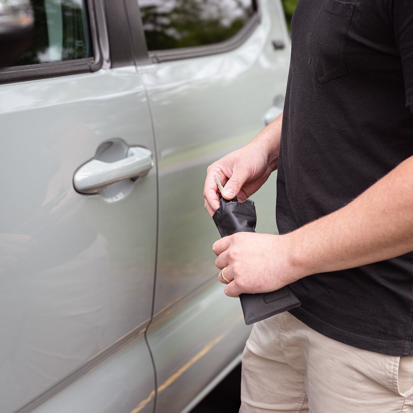 JACKET Faraday Anti-Theft Key Fob Dry Bag